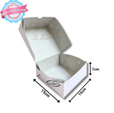 Torta Dekor Kutija Za BENTO Tortu 15x15x7 Jednodelna (SD Set 5 kom)